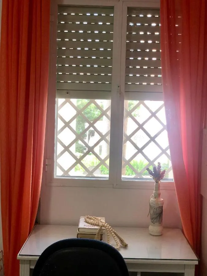 Homestay Habitacion Con Smart Tv En Piso Compartido Con Bano Privado O Compartido Malaga Sol